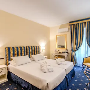Napoleon Hotel