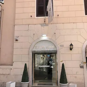 伊莱德酒店 酒店