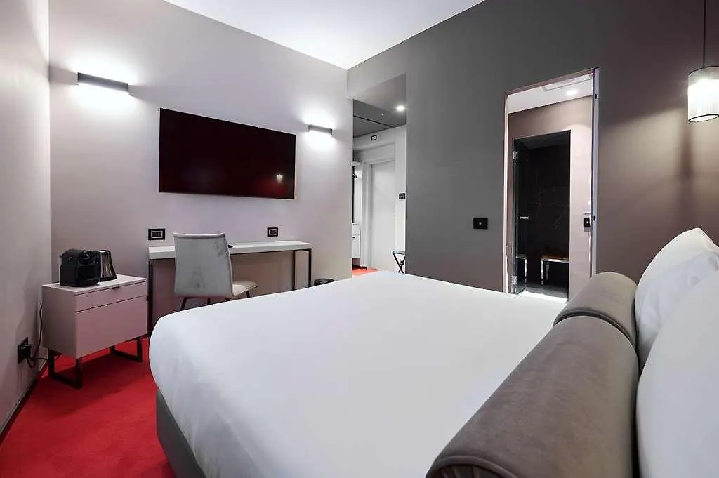 Mytale Rome Hotel 0*,